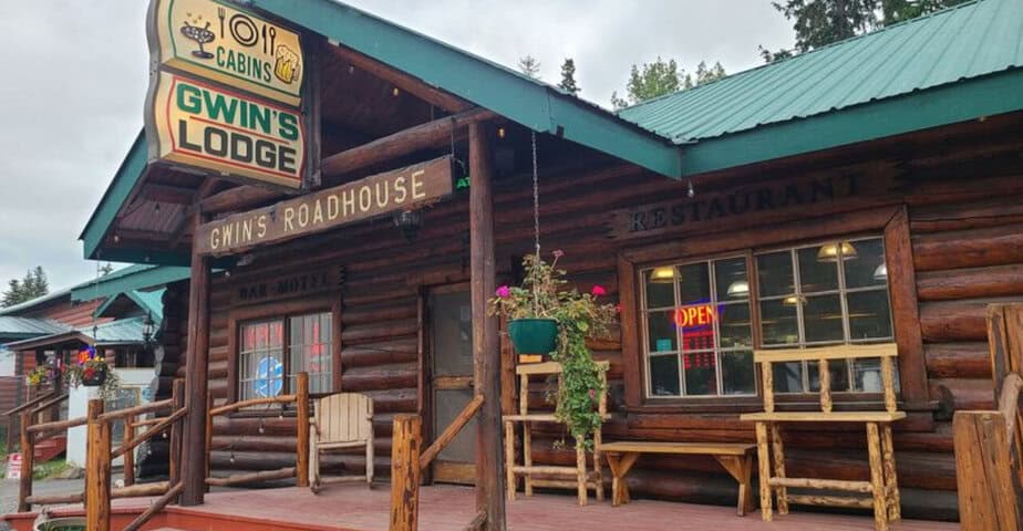 10 hometown restaurants in alaska that bring back warm memories