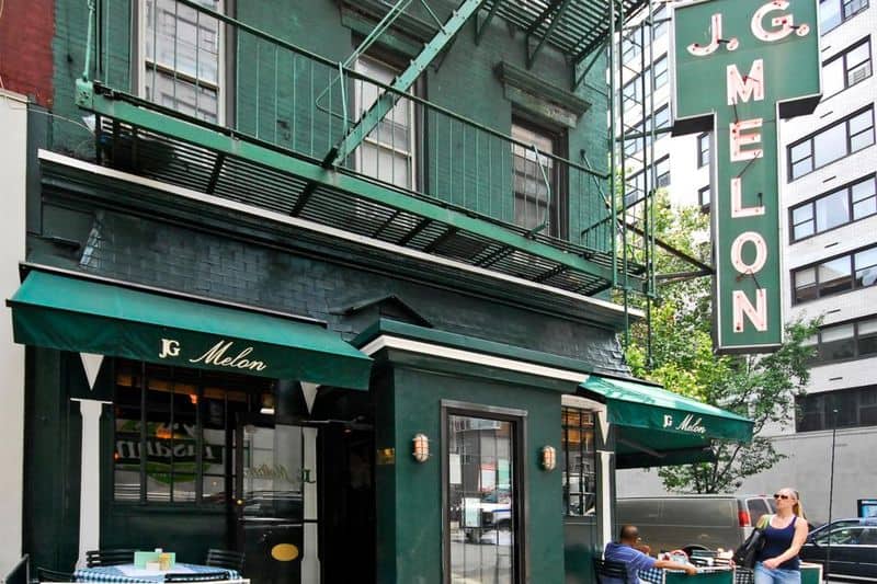 11 Classic NYC Restaurants That Haven’t Changed a Bit (And We’re Glad) JG Melon