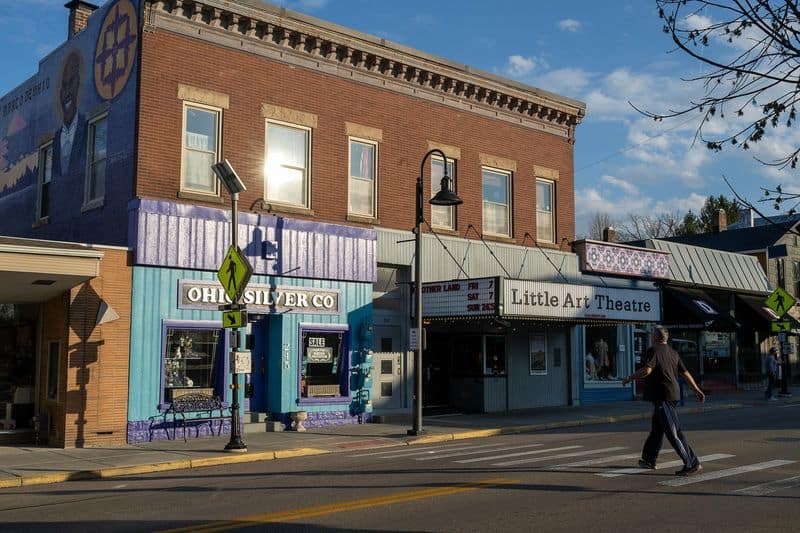 11 Hidden-Gem Ohio Towns Where You Can Actually Live Well on $1,500 Yellow Springs