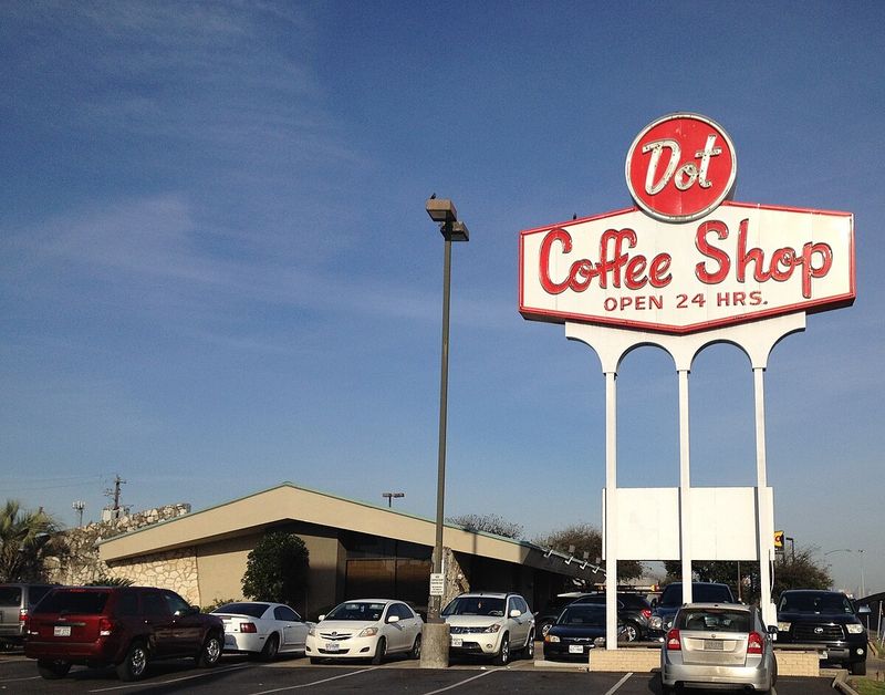 Dot Coffee Shop (Houston)