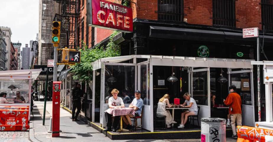 11 classic nyc restaurants that havent changed a bit and were glad