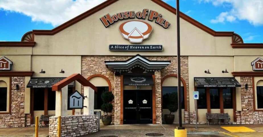 11 old school diners in texas locals love for their homemade goodness