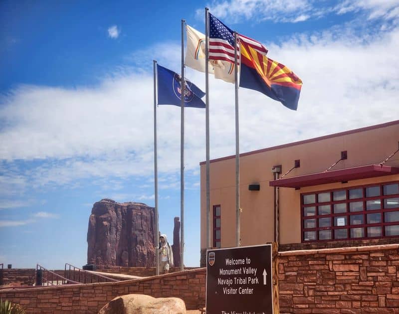 Experience Navajo Culture at the Visitor Center