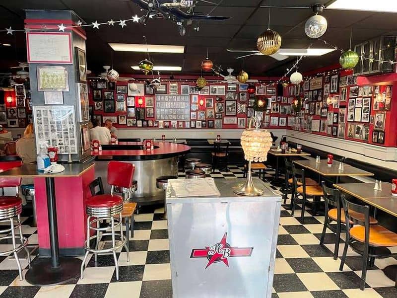 Hayes Barton Cafe & Dessertery