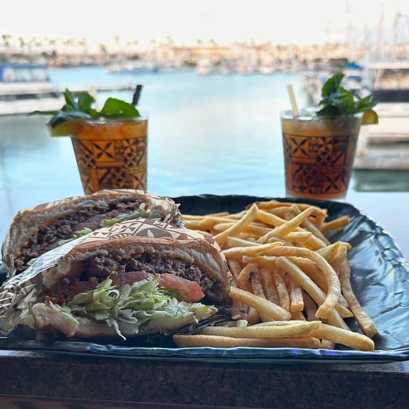 12 Ventura Seafood Restaurants Serving Ocean-to-Table Perfection Harbor Cove Cafe