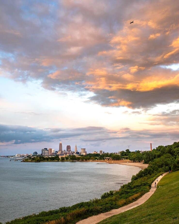 Check Out Edgewater Park and the Cleveland Script Sign