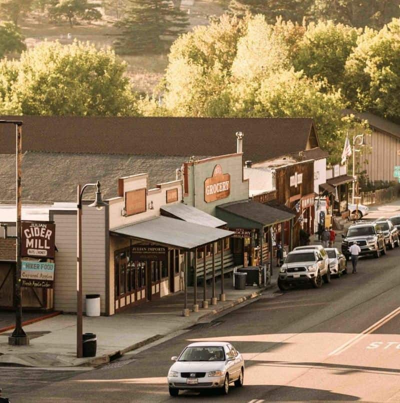 14 California Small Town Gems That Locals Say You Can't Miss Julian