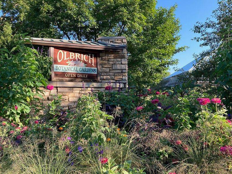 Explore the Olbrich Botanical Gardens