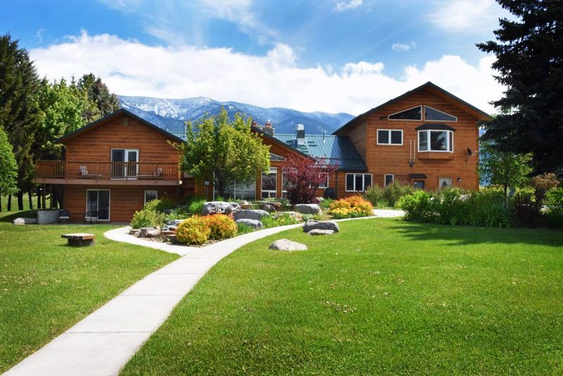 Bad Rock Bed & Breakfast, Columbia Falls