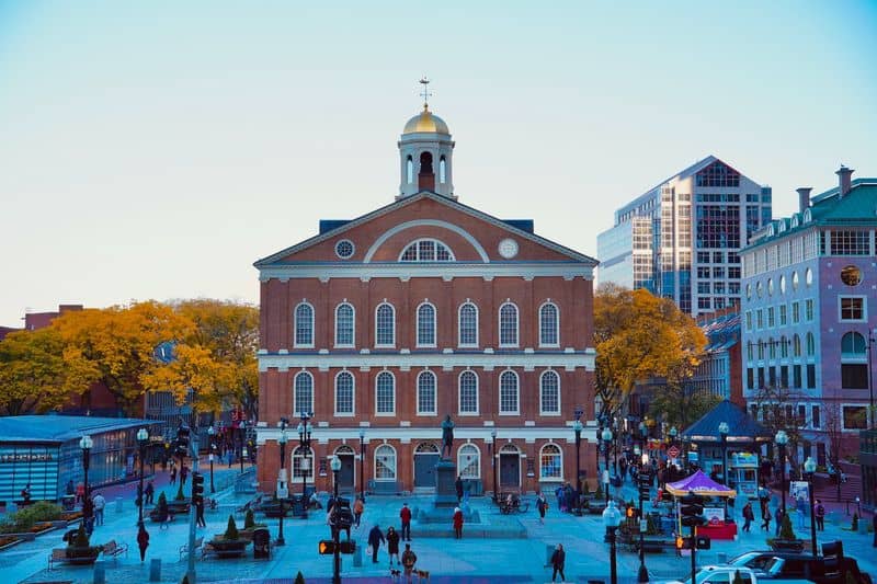 Explore the Food Scene at Faneuil Hall Marketplace