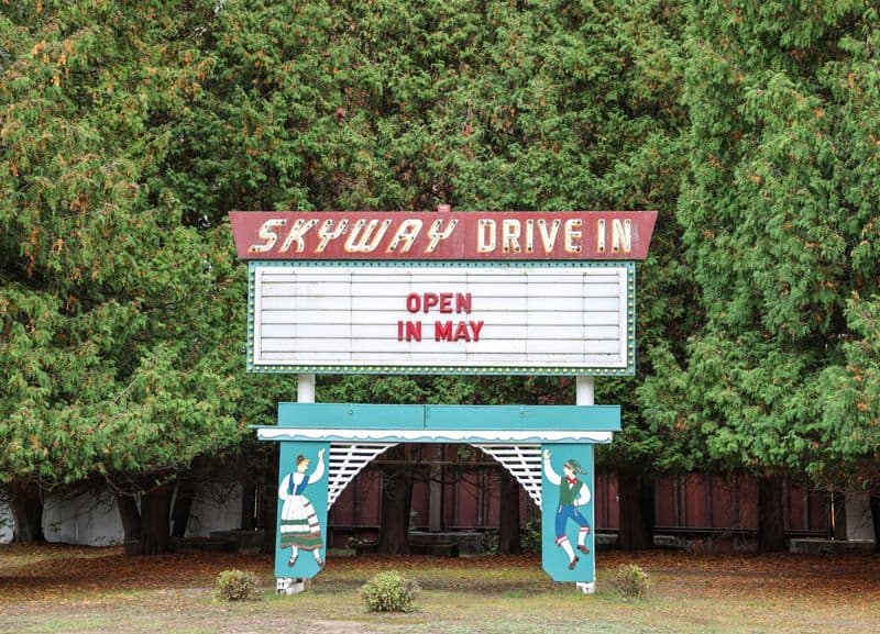7 Classic Drive-In Movie Theaters in Florida That Bring Back the Good Times Skyway Drive-In — Oldsmar