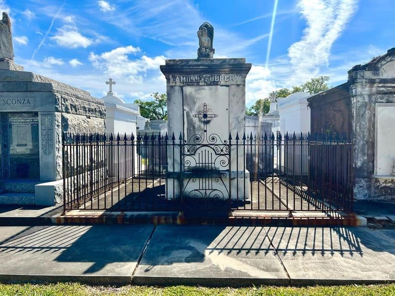Underrated: St. Louis Cemetery No. 3 or Metairie Cemetery