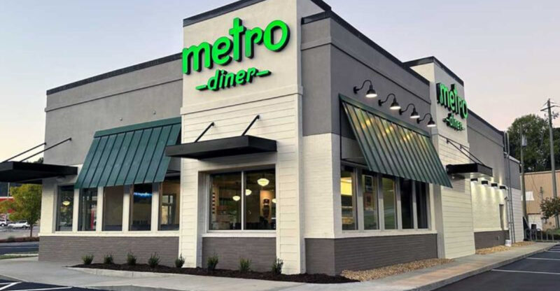 7 Florida Restaurant Chains Serving Spaghetti & Meatballs to Perfection