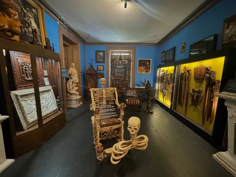 VAMPA (Vampire Art Museum & Paranormal Activity) – Doylestown