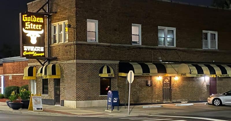 8 Timeless Illinois Steakhouses Locals Keep Coming Back To Elba's Golden Steer