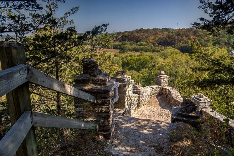 9 Iowa Gems We’ve Known Forever—But Still Feel Like a Secret Pulpit Rock - Decorah