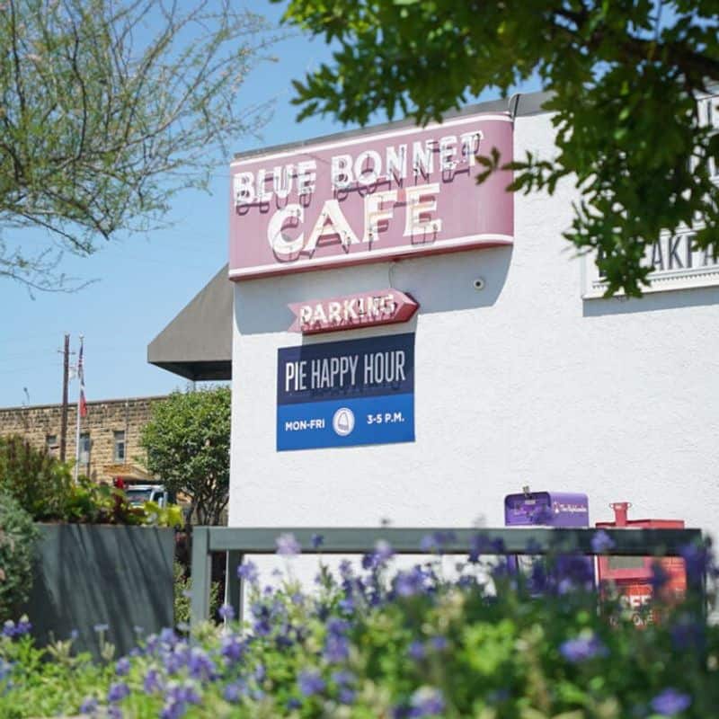 Blue Bonnet Café – Marble Falls