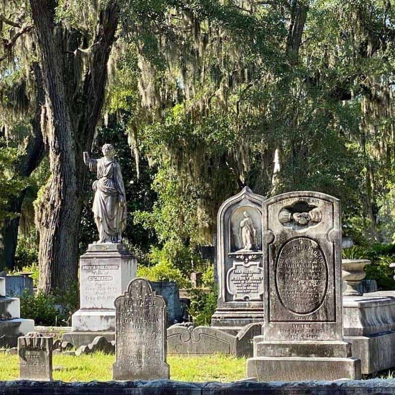 Ghost Tours and Garden Walks Keep Things Fun (and a Little Spooky)