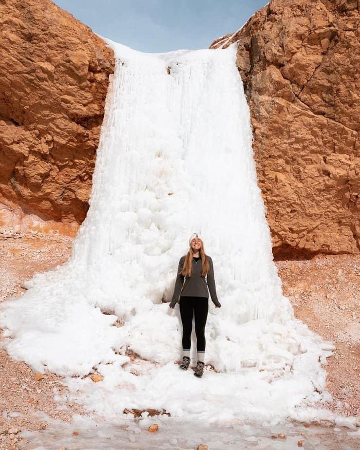 Discover Mossy Cave Trail