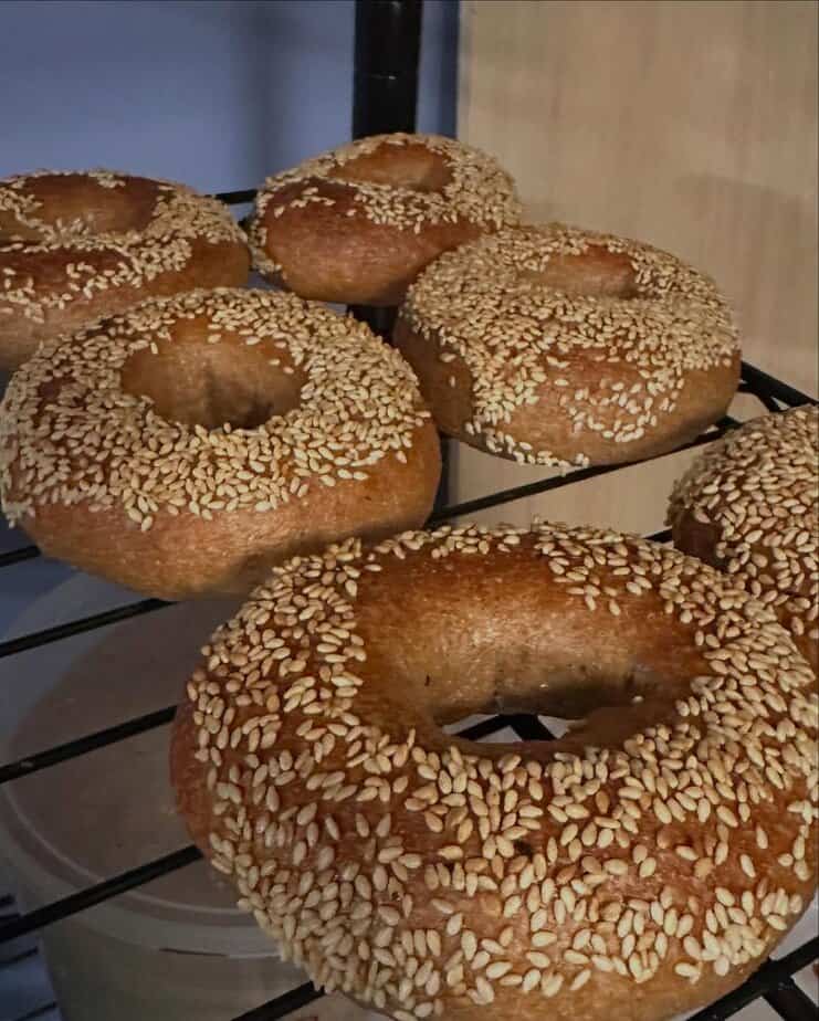 These 11 NYC Bagels Are Perfectly Delicious—No Extras Required Bagel Hole's Petite Powerhouse