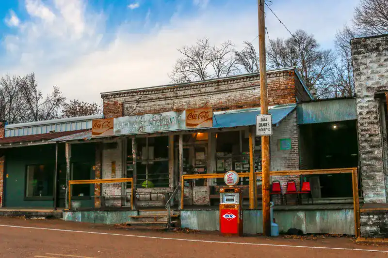 Taylor Grocery – Taylor