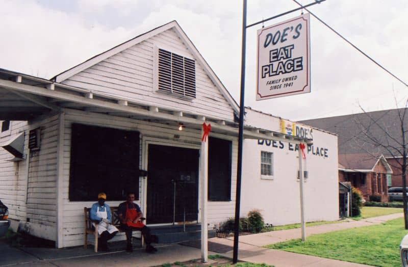 Doe's Eat Place – Greenville