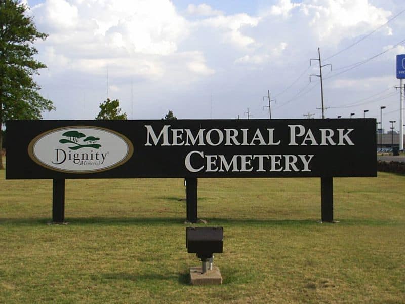 Memorial Park Cemetery