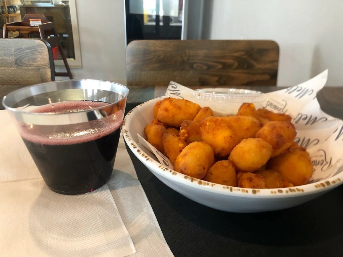 10 Wisconsin Spots Serving Cheese Curds That'll Blow Your Mind 2 ezgif 69f5a86fad991c