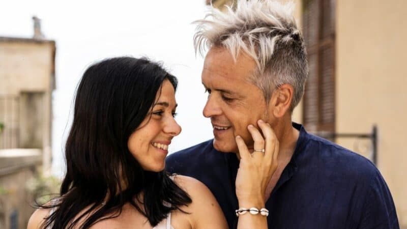 Age Gap Issues: 7 Red Flags When Dating An Older Man