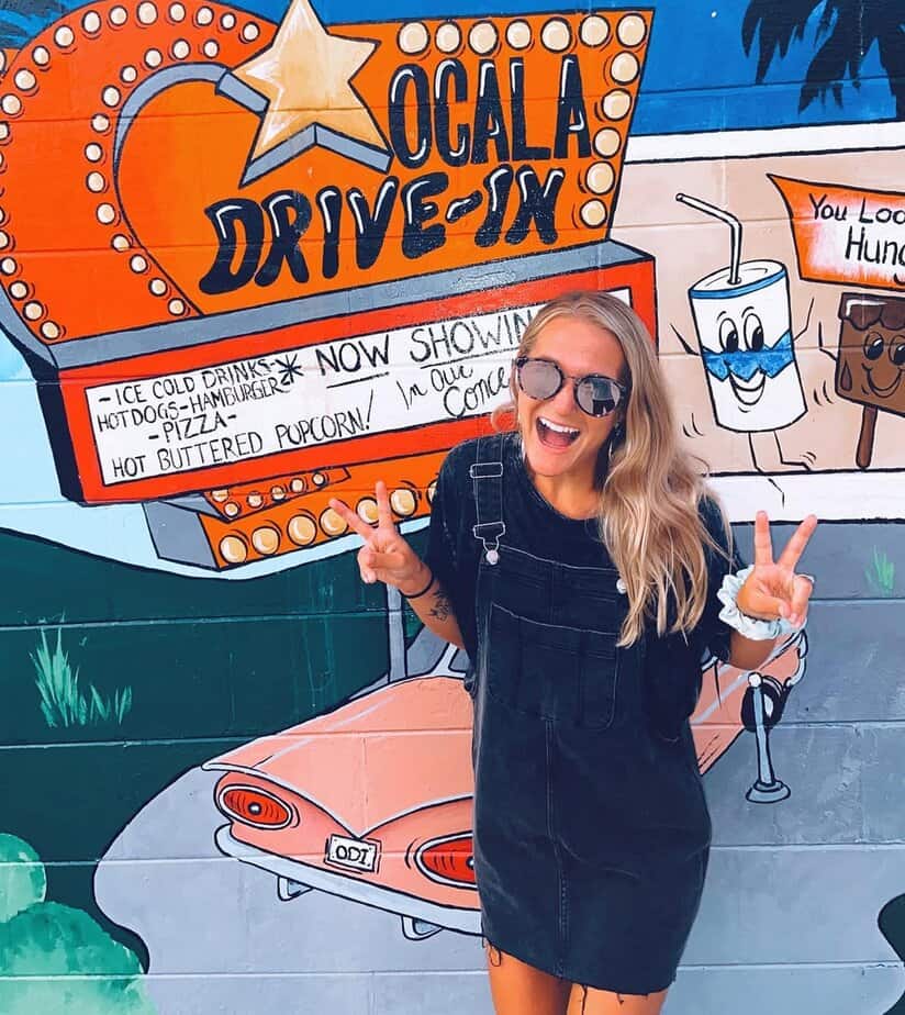 7 Classic Drive-In Movie Theaters in Florida That Bring Back the Good Times 3 snapins ai 2380121118439815414