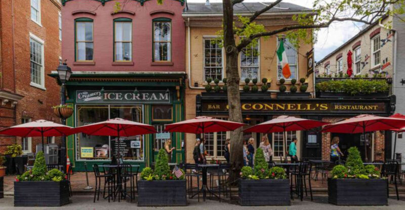 These 10 Virginia Cities Top the List for Wealth and Elegance