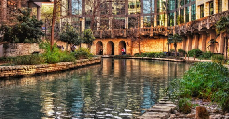 10 Texas Attractions That Define the State