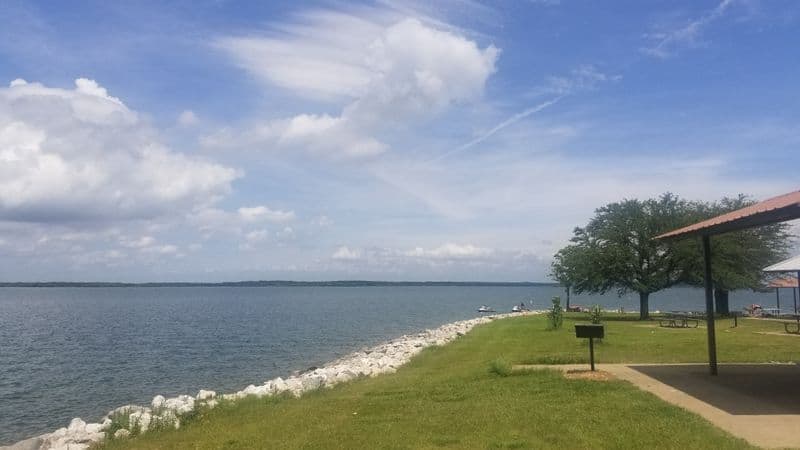 11 RV Parks in Texas for People Who Love Waking Up Near Water Ray Roberts Lake State Park – Isle du Bois (Pilot Point)