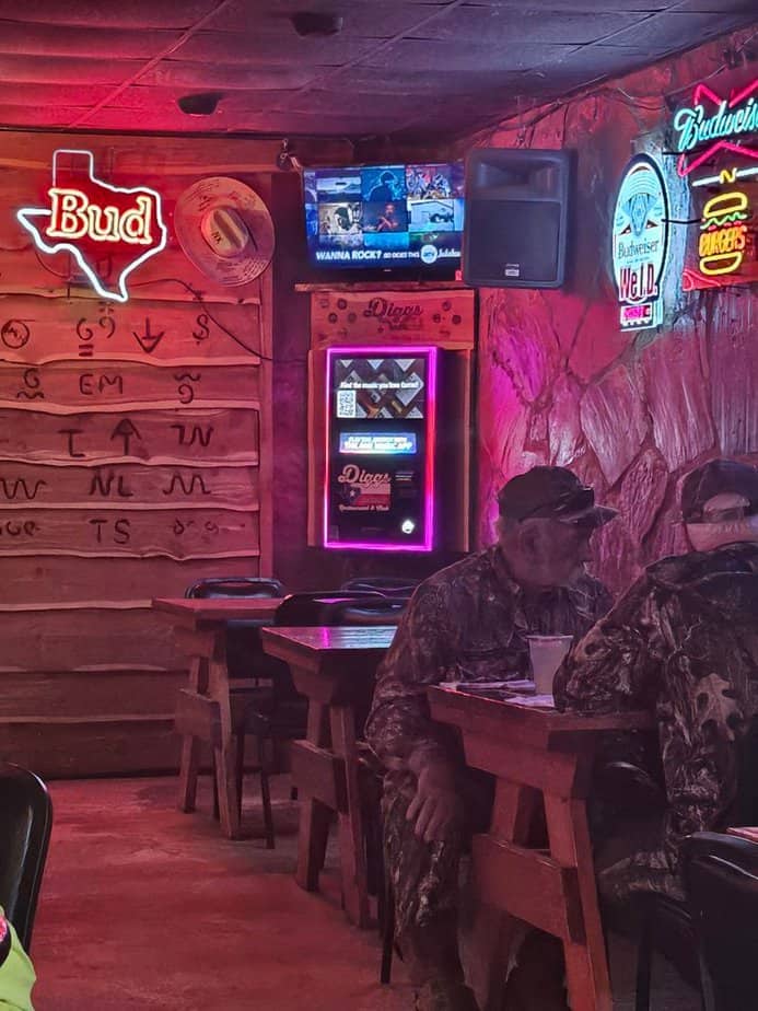 Diggs Restaurant & Club (San Saba)