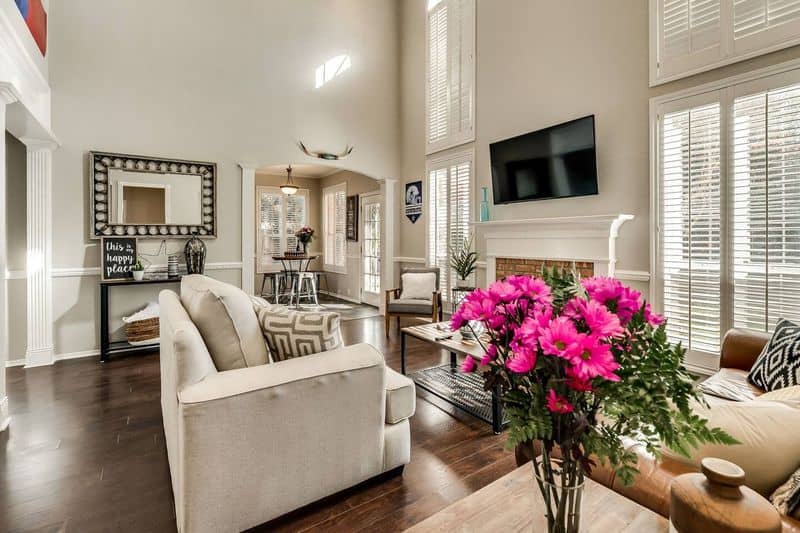 Just Minutes from the World Cup – Arlington