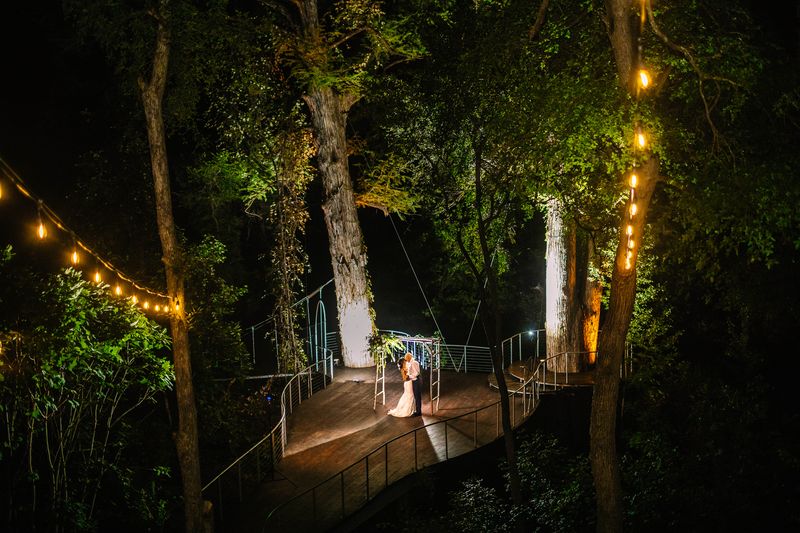 9 Cozy Romantic Escapes Near Houston Cypress Valley Canopy Tours – Spicewood