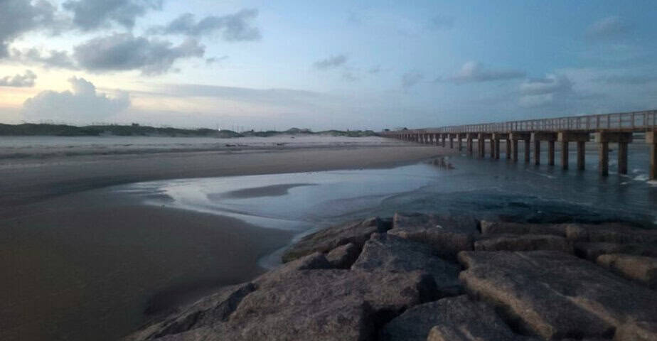 9 texas beaches with sand that looks almost unreal