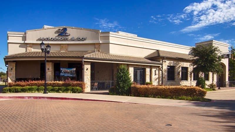 According to Experts, This Texas City Is Attracting the Next Wave of Movers Dining, Shopping, and Nightlife Hubs