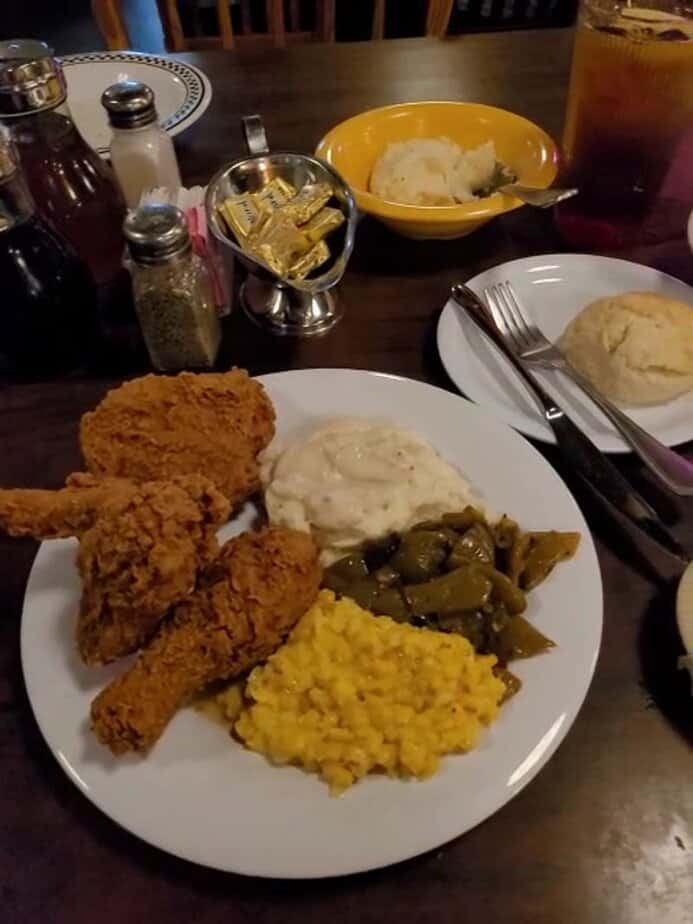 Locals Say These 8 Texas Restaurants Have the Best Fried Chicken Babe’s Chicken Dinner House (Multiple North Texas locations)