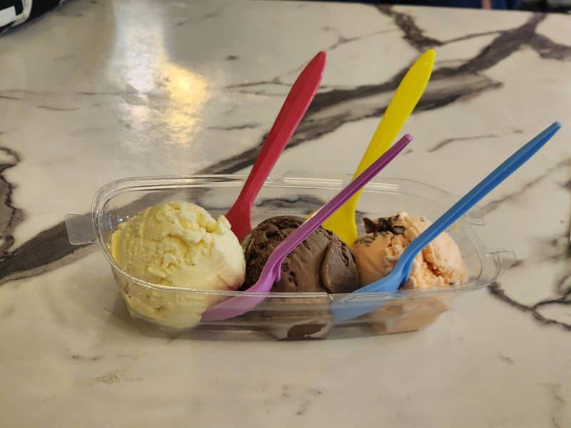 Nut-Allergy Care And Clean Scoops