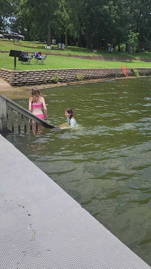 Swimming Coves And Day-Use Comforts