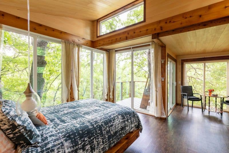 Luxury Treehouse Cabin (Grandview)