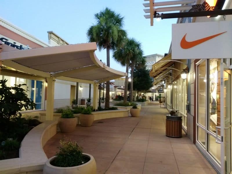 This Giant Texas Outlet Mall Turns $50 Into a Full Shopping Cart Sneaker Steals: Nike, Adidas, and Rack Rummage
