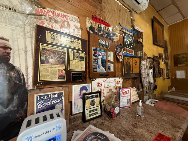 Old-School Shack, Timeless Flavor