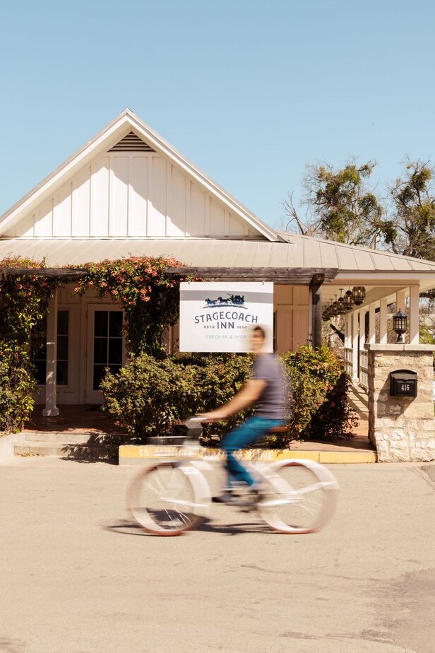 Stagecoach Inn Lore and Lunch