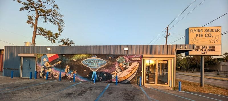 Flying Saucer Pie Company (Houston)
