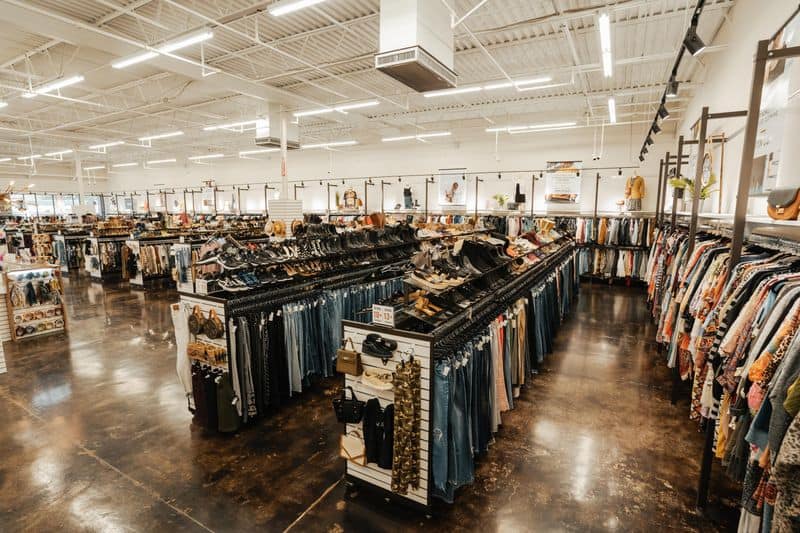 You Can Fill a Whole Shopping Cart at This Huge Texas Thrift Store for $35 How to Score a Cart for $35 on Weekdays