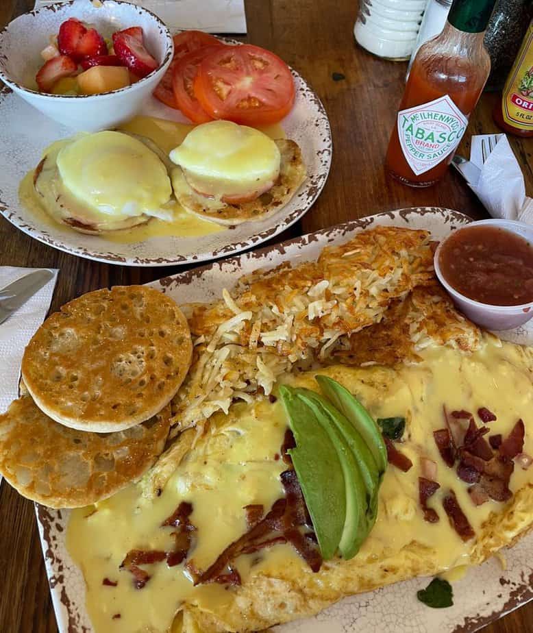 You’ll Want to Wake Up Early for These 8 Old-School Texas Diners Oldwest Café (Denton, TX)