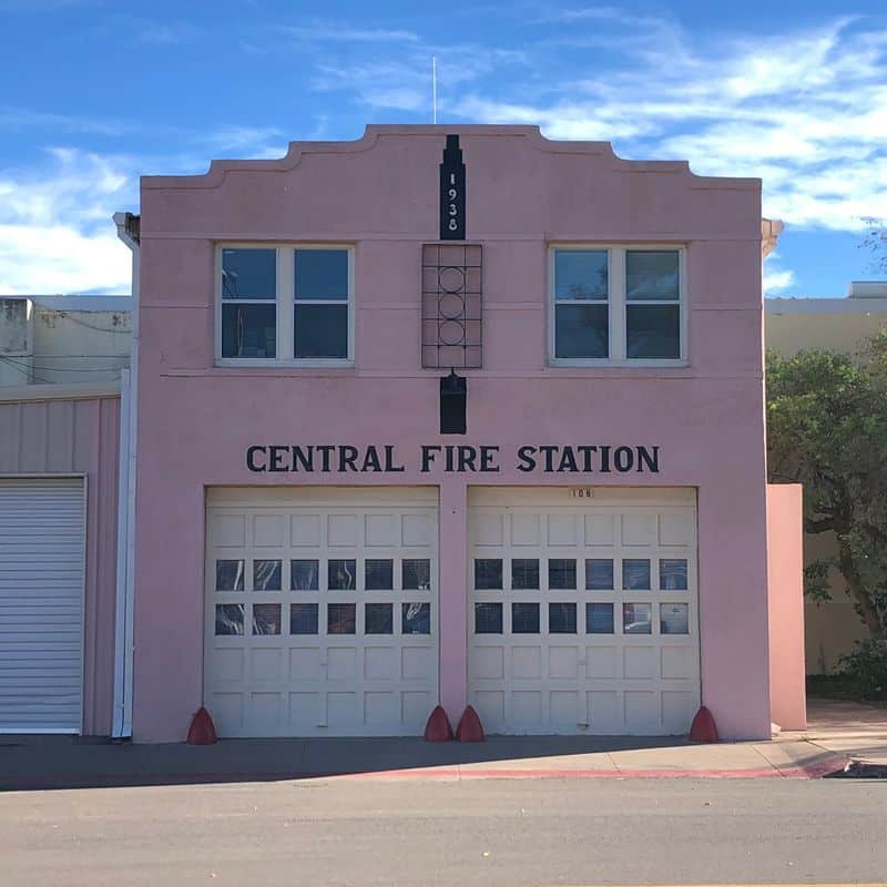 Your Guide to the 10 Best Things to Do in Marfa, Texas Selfie at the Pink Fire Station