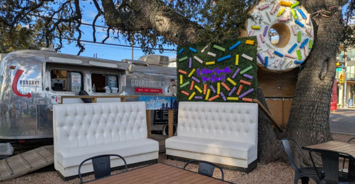 i didnt expect these airstream trailer donuts in austin to be this good